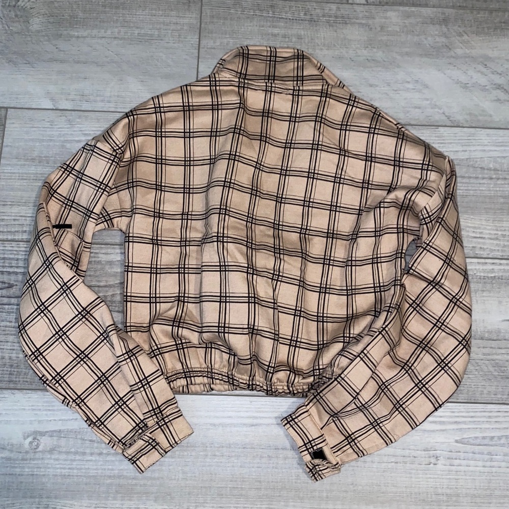 SOLD PrettyLittleThing Brown Checked Oversized - Picture 5 of 8